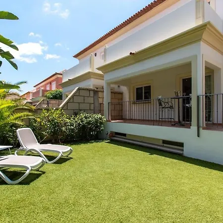 Sunshine Wonderful 3 Bedroom فيلة أذيخي