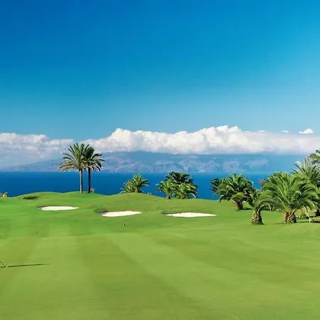 Sunshine Wonderful 3 Bedroom Villa Costa Adeje (Tenerife)