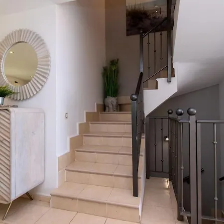 Sunshine Wonderful 3 Bedroom 빌라